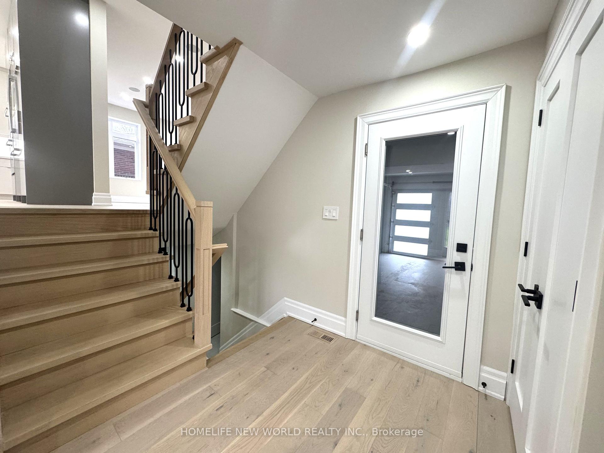 Photo 22 of 150 Viewmount Avenue, Toronto, Englemount-Lawrence — HOMEH