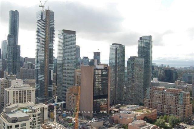 Photo 10 of Unit 3302, 28 Wellesley Street, Toronto, Church-Yonge Corridor — HOMEH