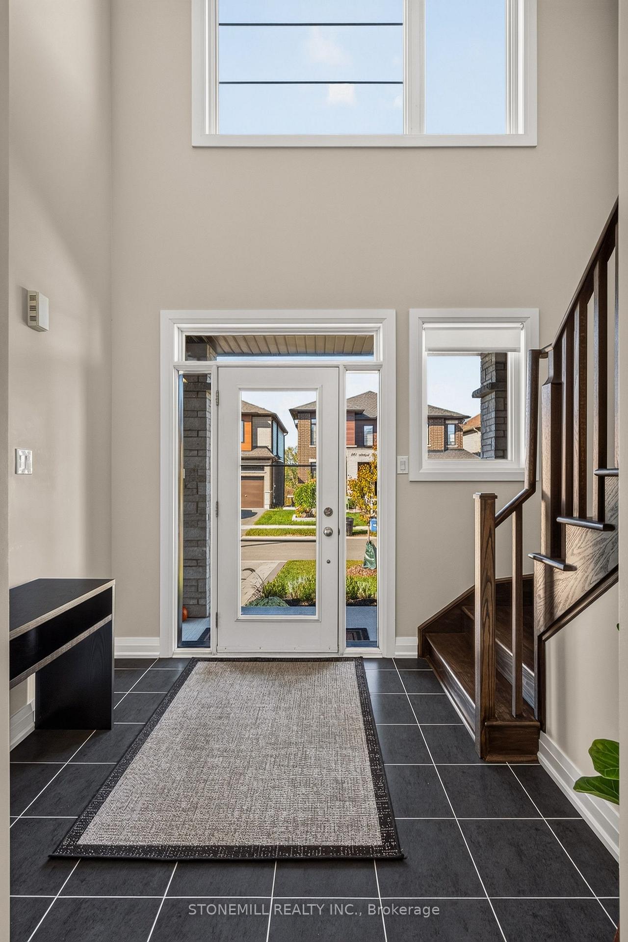Photo 3 of 226 Midland Place, Welland, Hwy 406/Welland — HOMEH