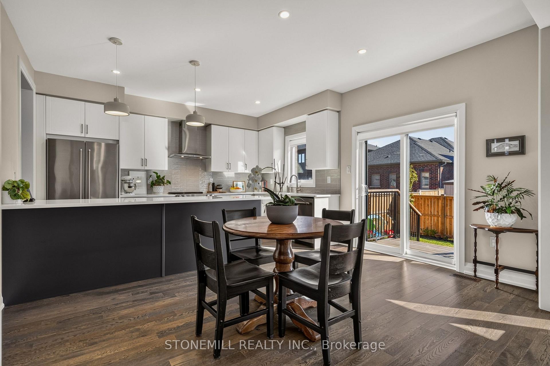 Photo 9 of 226 Midland Place, Welland, Hwy 406/Welland — HOMEH