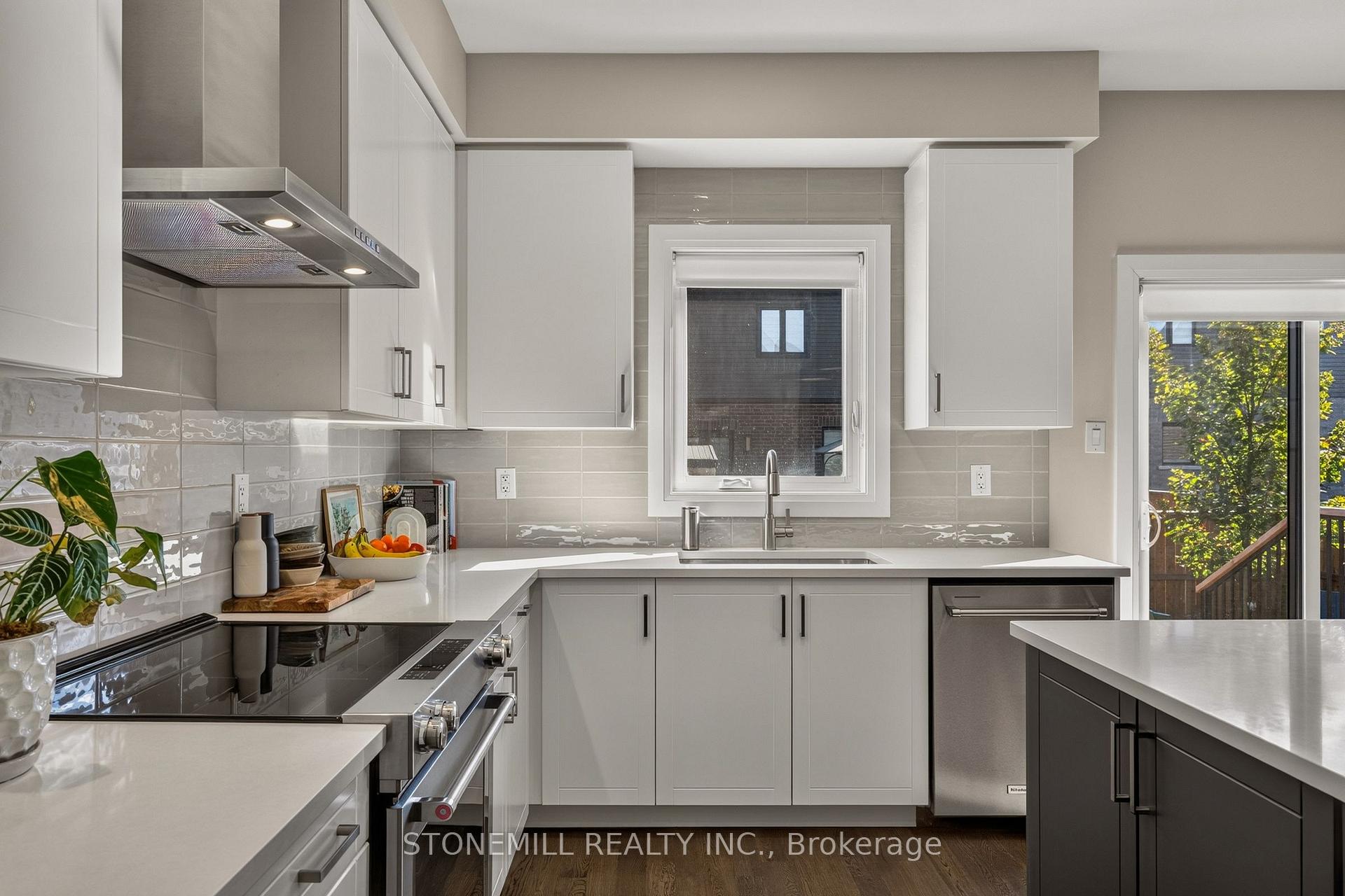 Photo 10 of 226 Midland Place, Welland, Hwy 406/Welland — HOMEH
