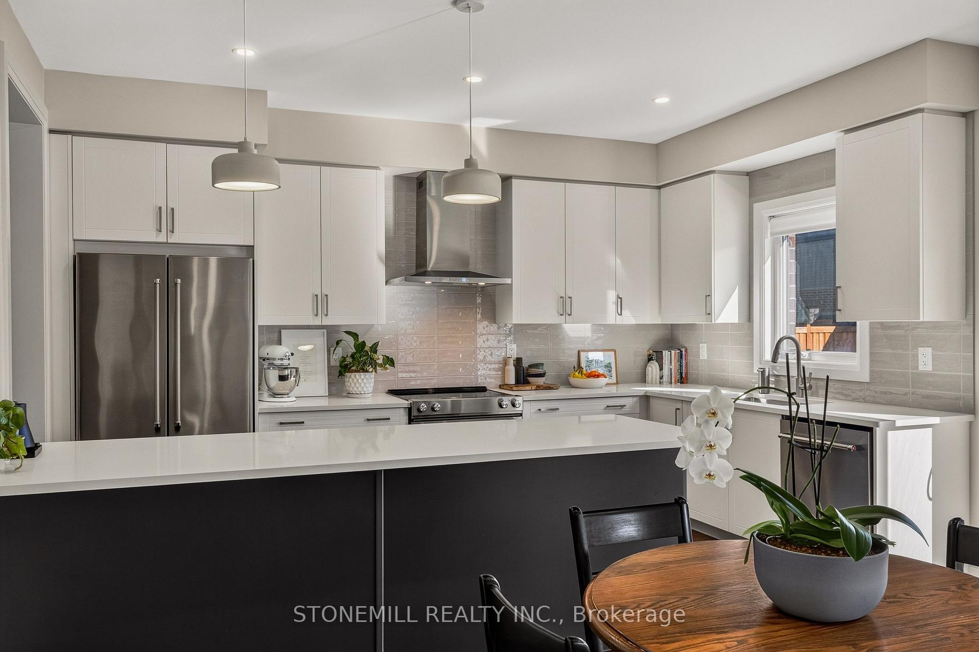 Photo 13 of 226 Midland Place, Welland, Hwy 406/Welland — HOMEH