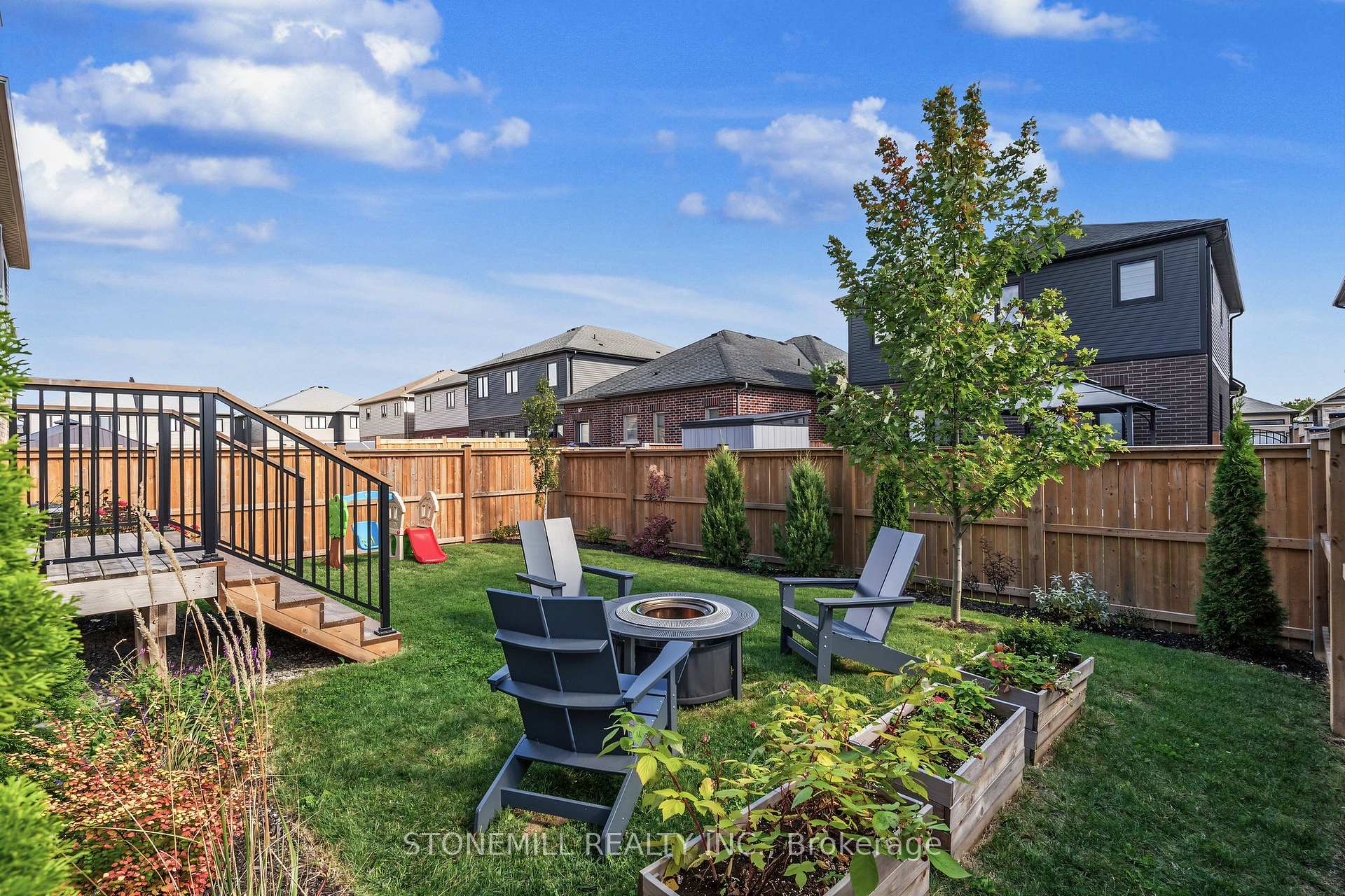 Photo 38 of 226 Midland Place, Welland, Hwy 406/Welland — HOMEH