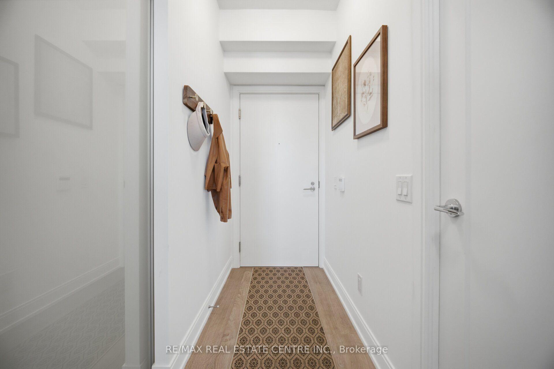Photo 5 of Unit 3203, 70 Annie Craig Drive, Etobicoke, Mimico — HOMEH