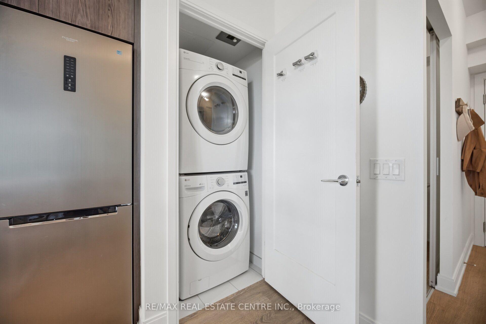 Photo 21 of Unit 3203, 70 Annie Craig Drive, Etobicoke, Mimico — HOMEH