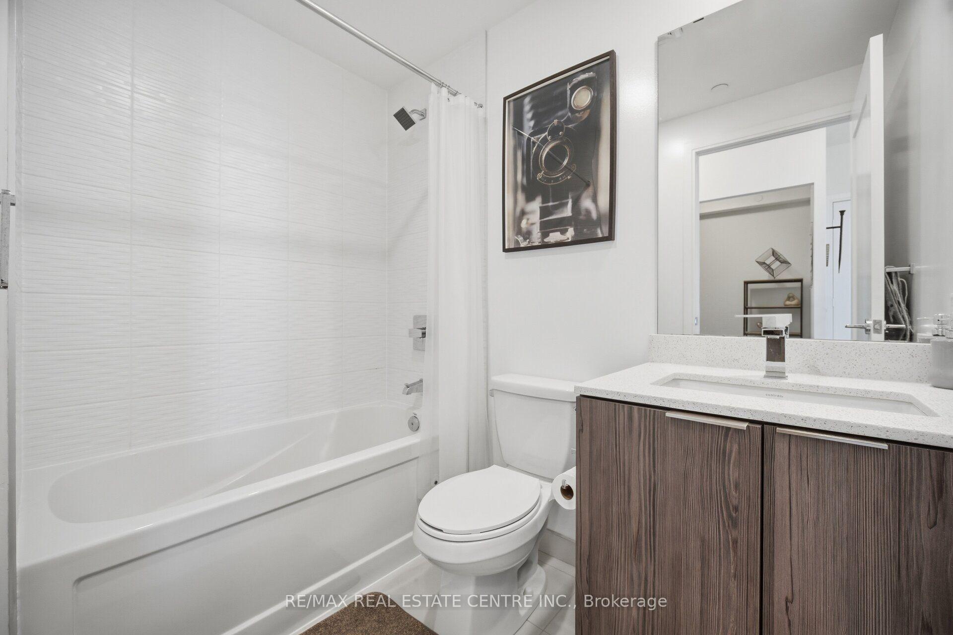 Photo 22 of Unit 3203, 70 Annie Craig Drive, Etobicoke, Mimico — HOMEH