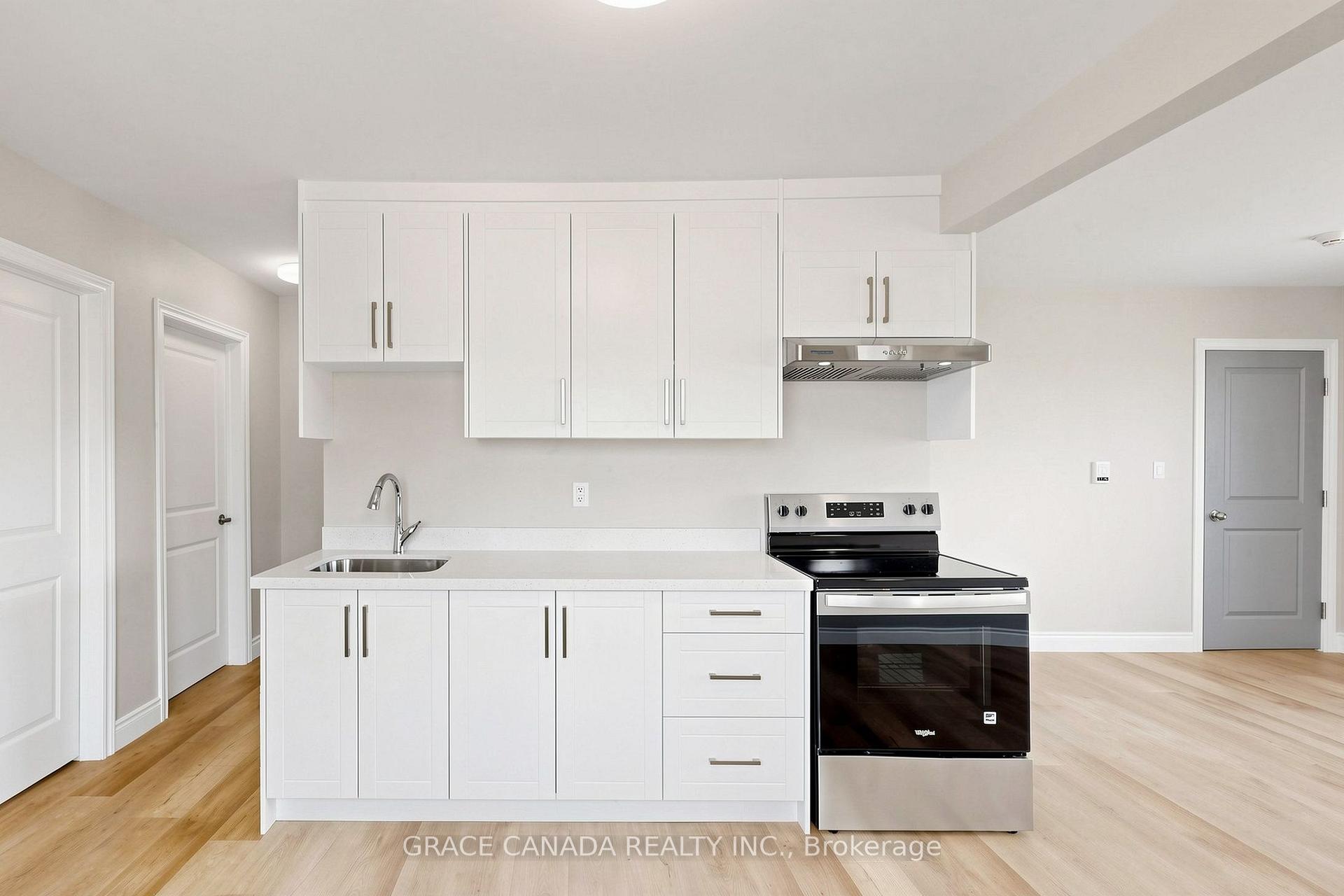 Photo 8 of Unit Unit 8, 71 Sanford Avenue S, Hamilton, St. Clair — HOMEH