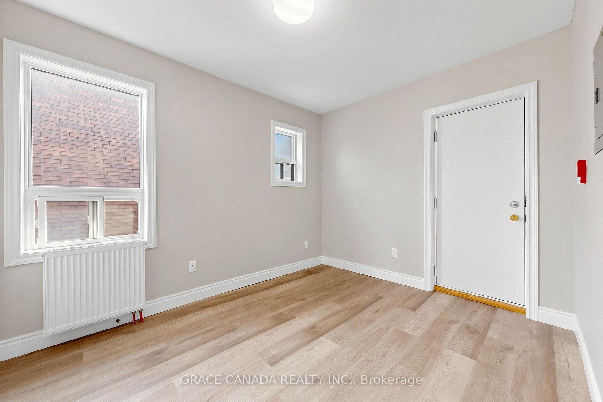 Photo 14 of Unit Unit 8, 71 Sanford Avenue S, Hamilton, St. Clair — HOMEH