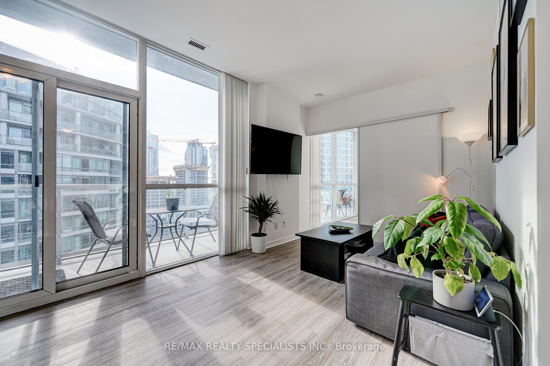 Photo 3 of Unit 2305, 352 Front Street, Toronto, Waterfront Communities — HOMEH
