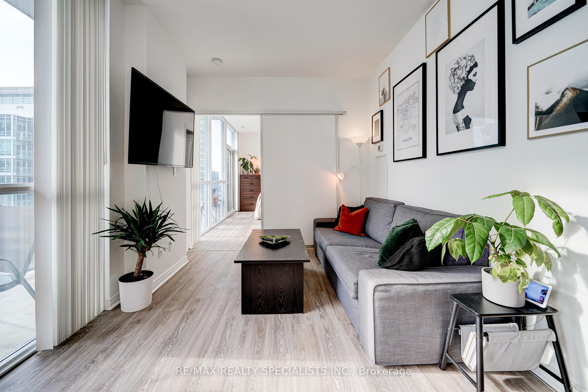 Photo 4 of Unit 2305, 352 Front Street, Toronto, Waterfront Communities — HOMEH