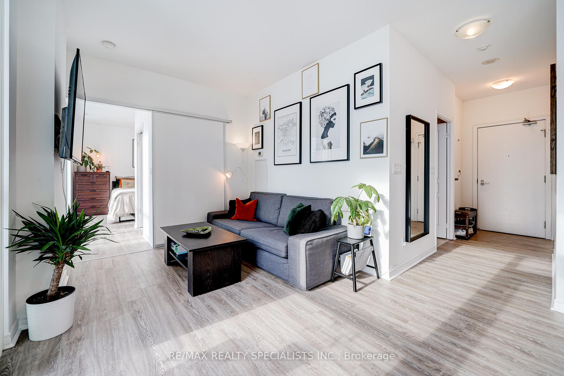 Photo 5 of Unit 2305, 352 Front Street, Toronto, Waterfront Communities — HOMEH