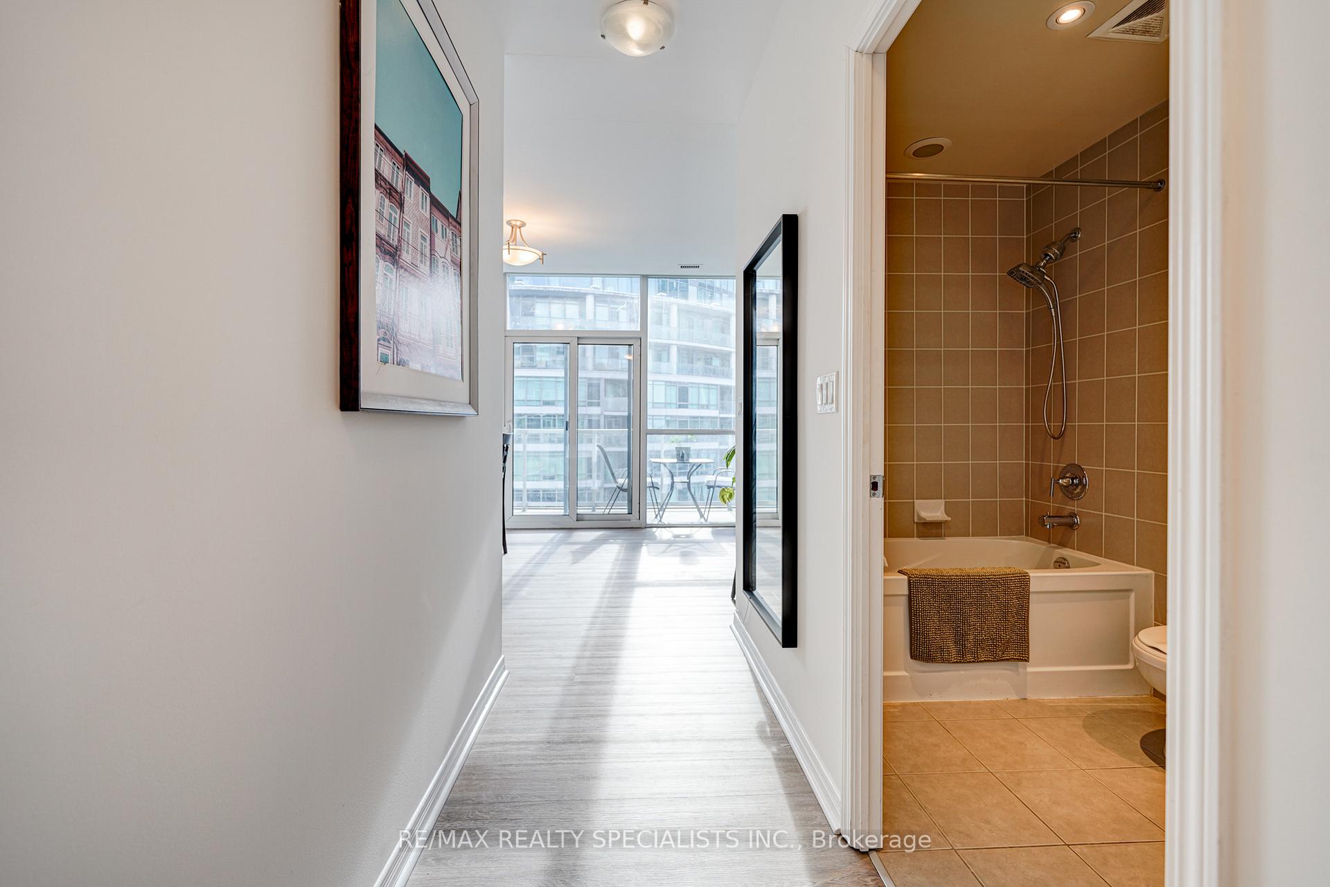 Photo 9 of Unit 2305, 352 Front Street, Toronto, Waterfront Communities — HOMEH