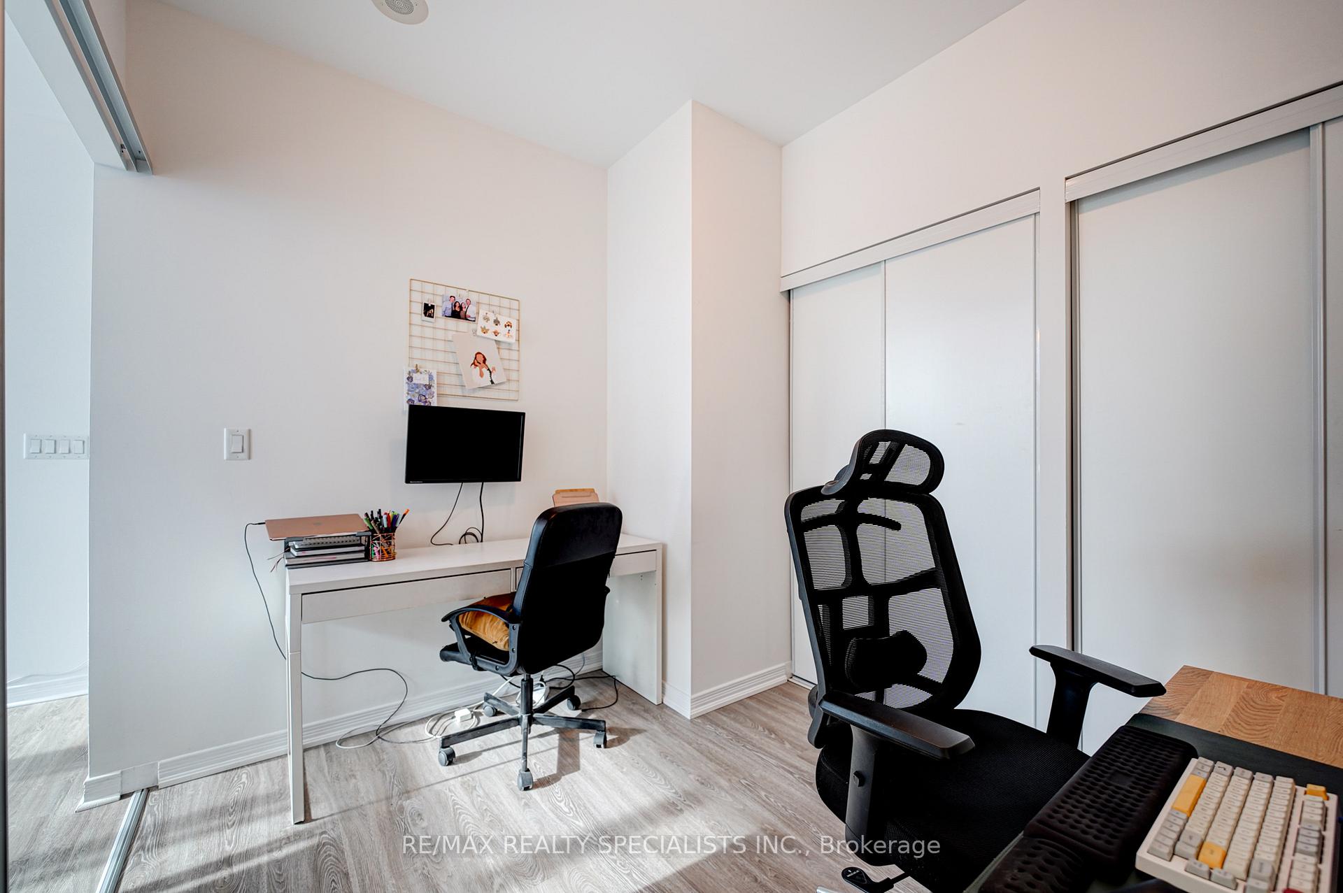Photo 11 of Unit 2305, 352 Front Street, Toronto, Waterfront Communities — HOMEH