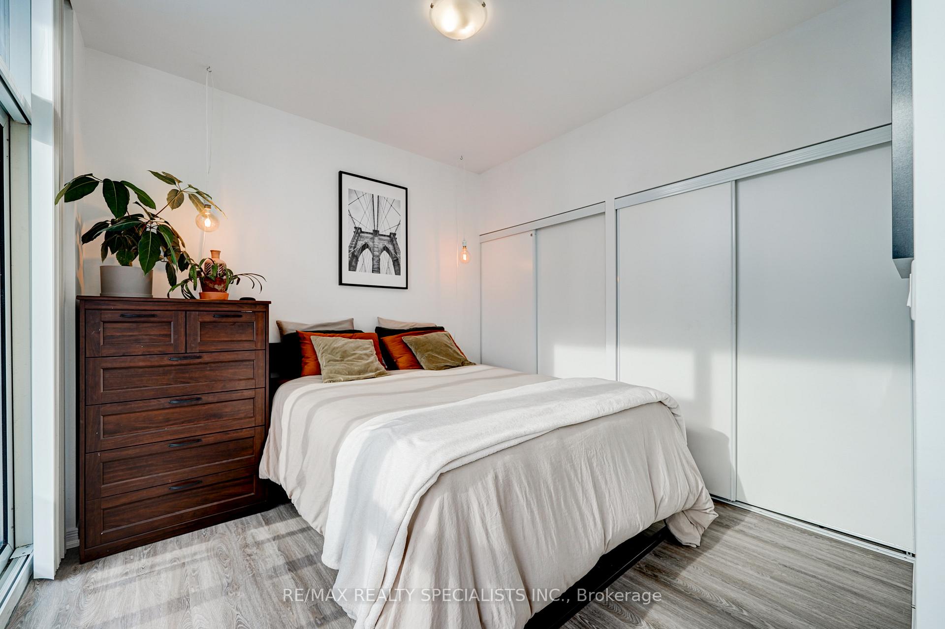Photo 15 of Unit 2305, 352 Front Street, Toronto, Waterfront Communities — HOMEH
