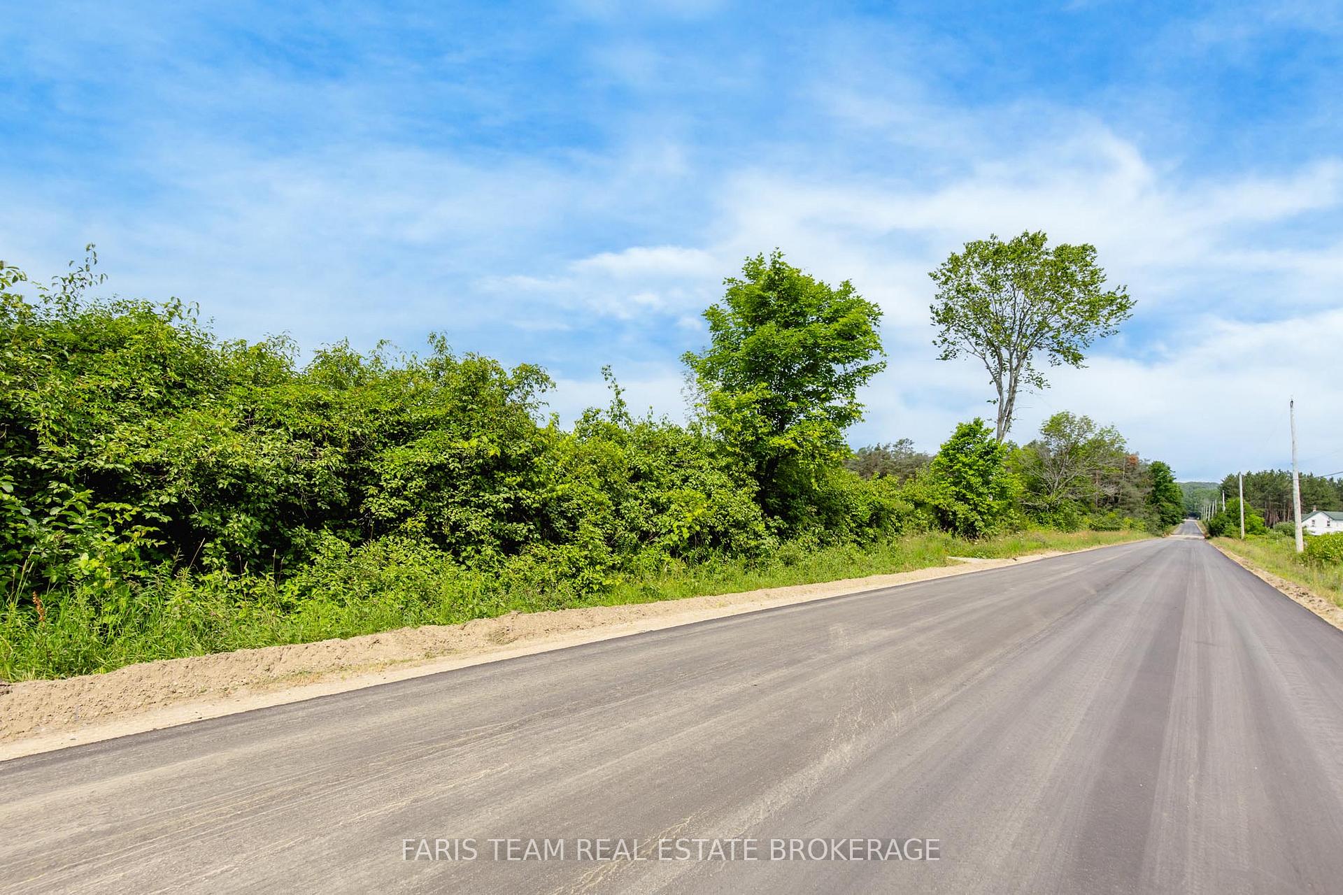Photo 4 of 570 Curry Road, Penetanguishene — HOMEH