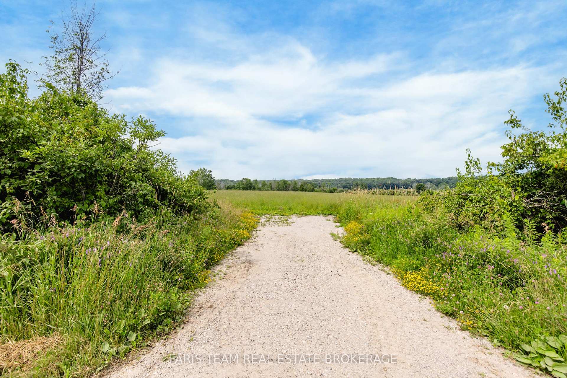 Photo 5 of 570 Curry Road, Penetanguishene — HOMEH