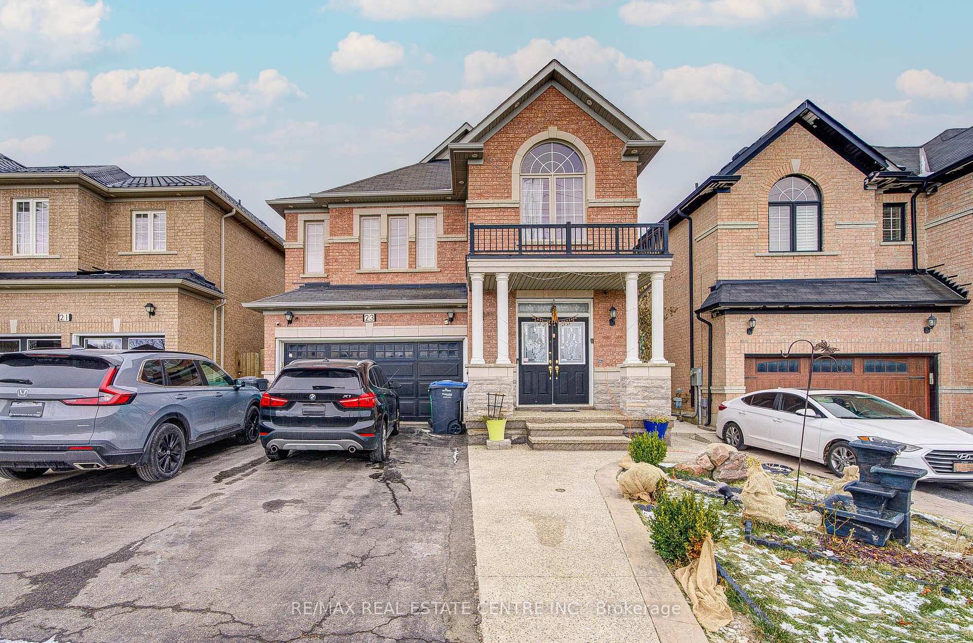 Photo 1 of Unit Bsmt, 23 Gamson Crescent, Brampton, Sandringham-Wellington — HOMEH