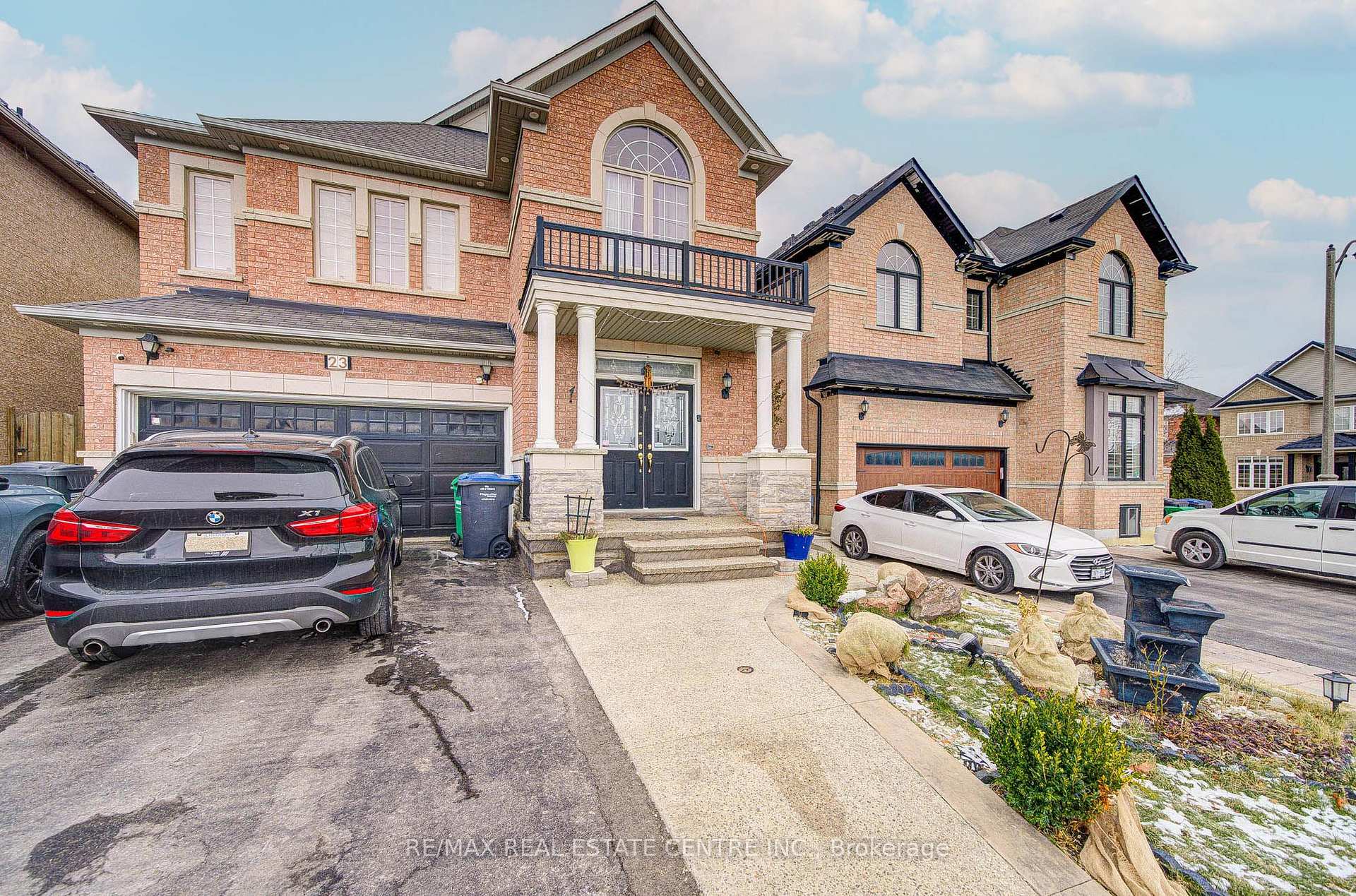 Photo 2 of Unit Bsmt, 23 Gamson Crescent, Brampton, Sandringham-Wellington — HOMEH