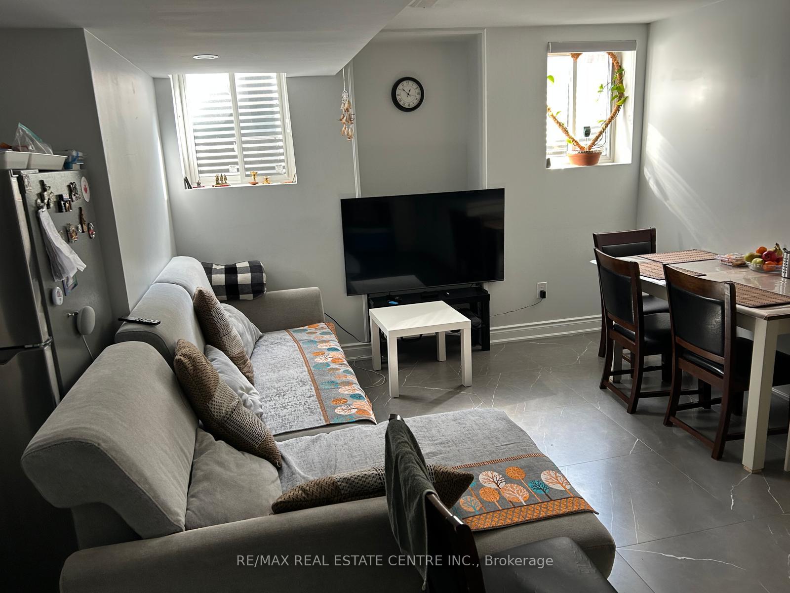 Photo 8 of Unit Bsmt, 23 Gamson Crescent, Brampton, Sandringham-Wellington — HOMEH