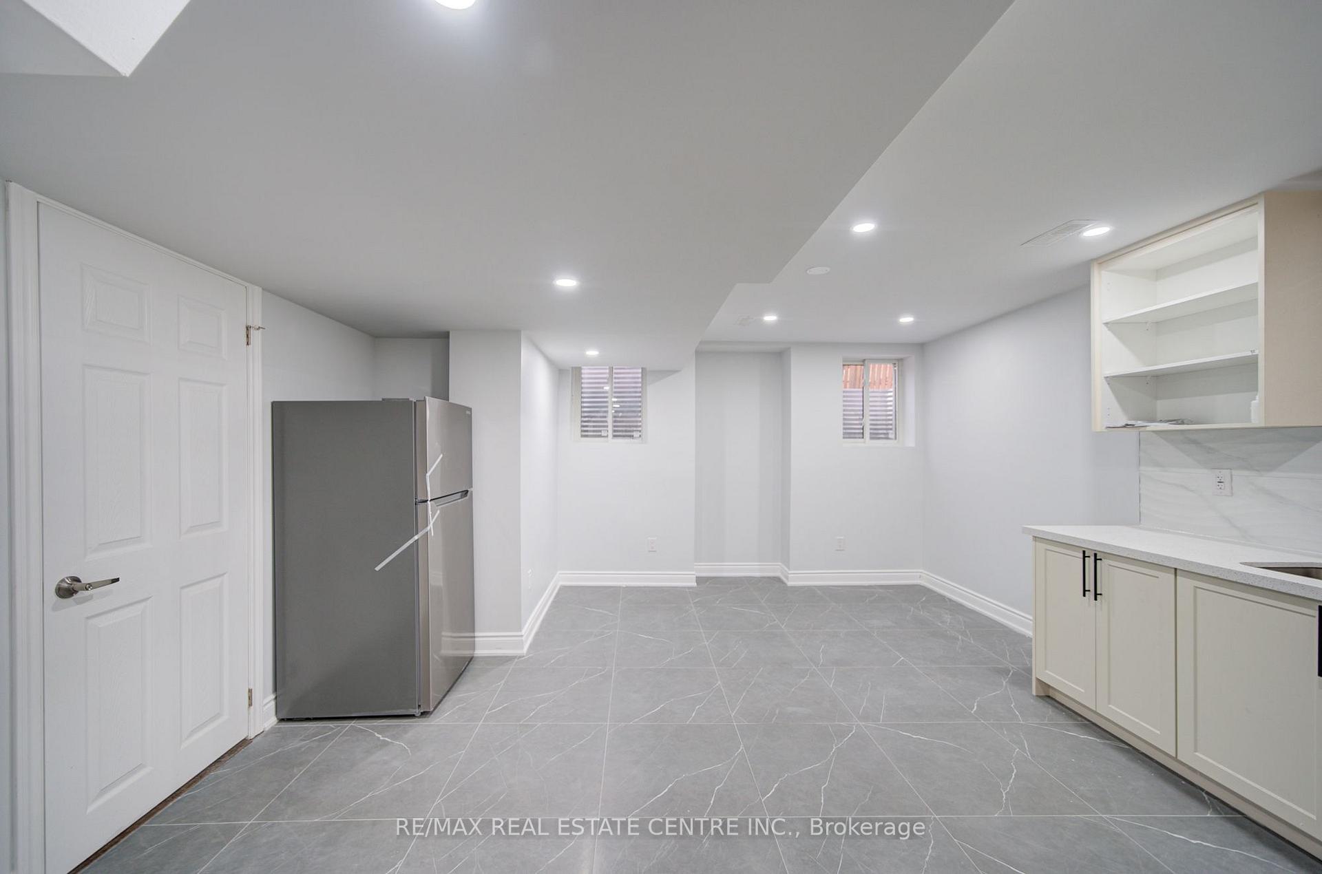 Photo 11 of Unit Bsmt, 23 Gamson Crescent, Brampton, Sandringham-Wellington — HOMEH