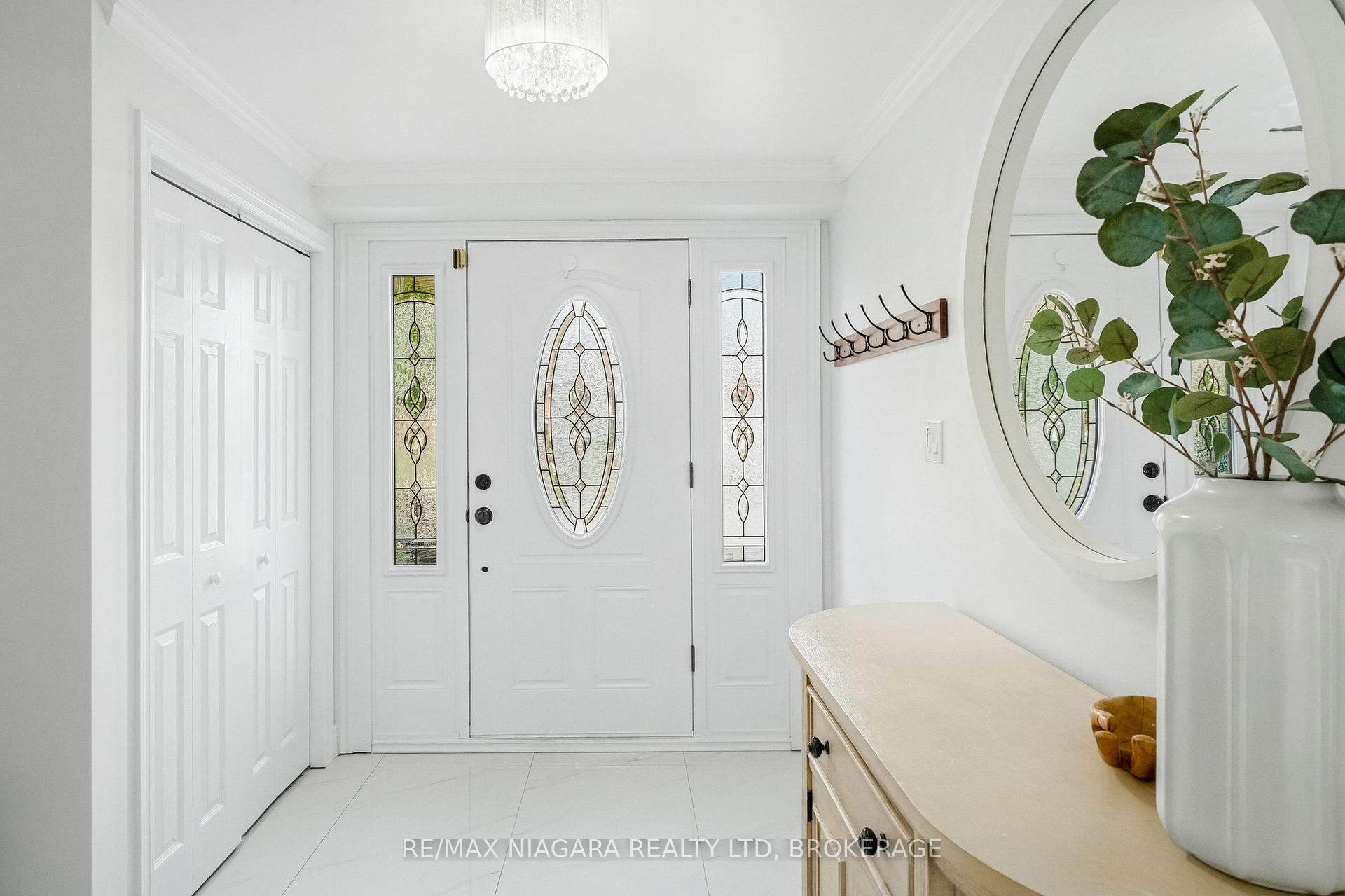 Photo 6 of 6470 Gore Street, Niagara Falls, Stamford — HOMEH