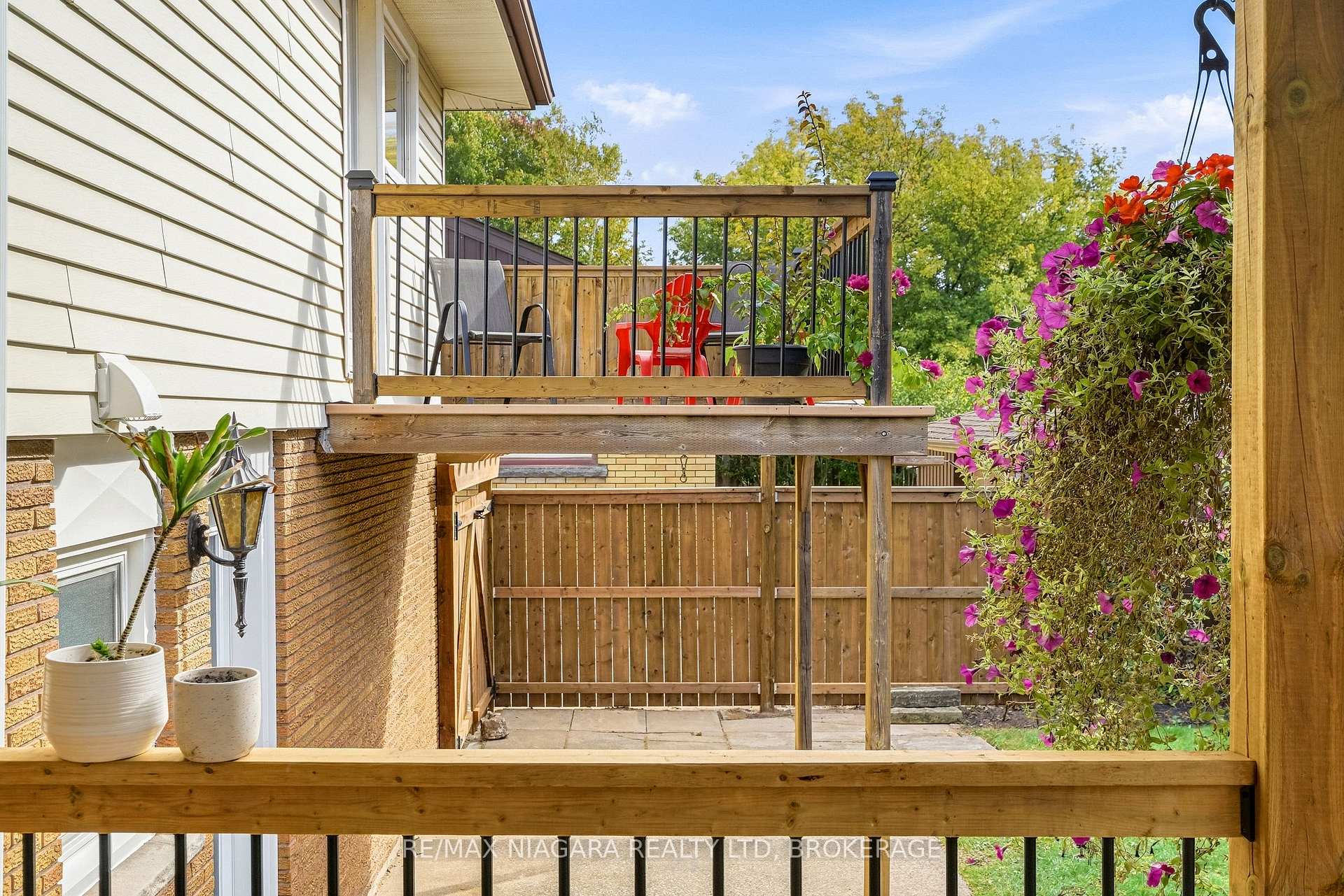 Photo 36 of 6470 Gore Street, Niagara Falls, Stamford — HOMEH