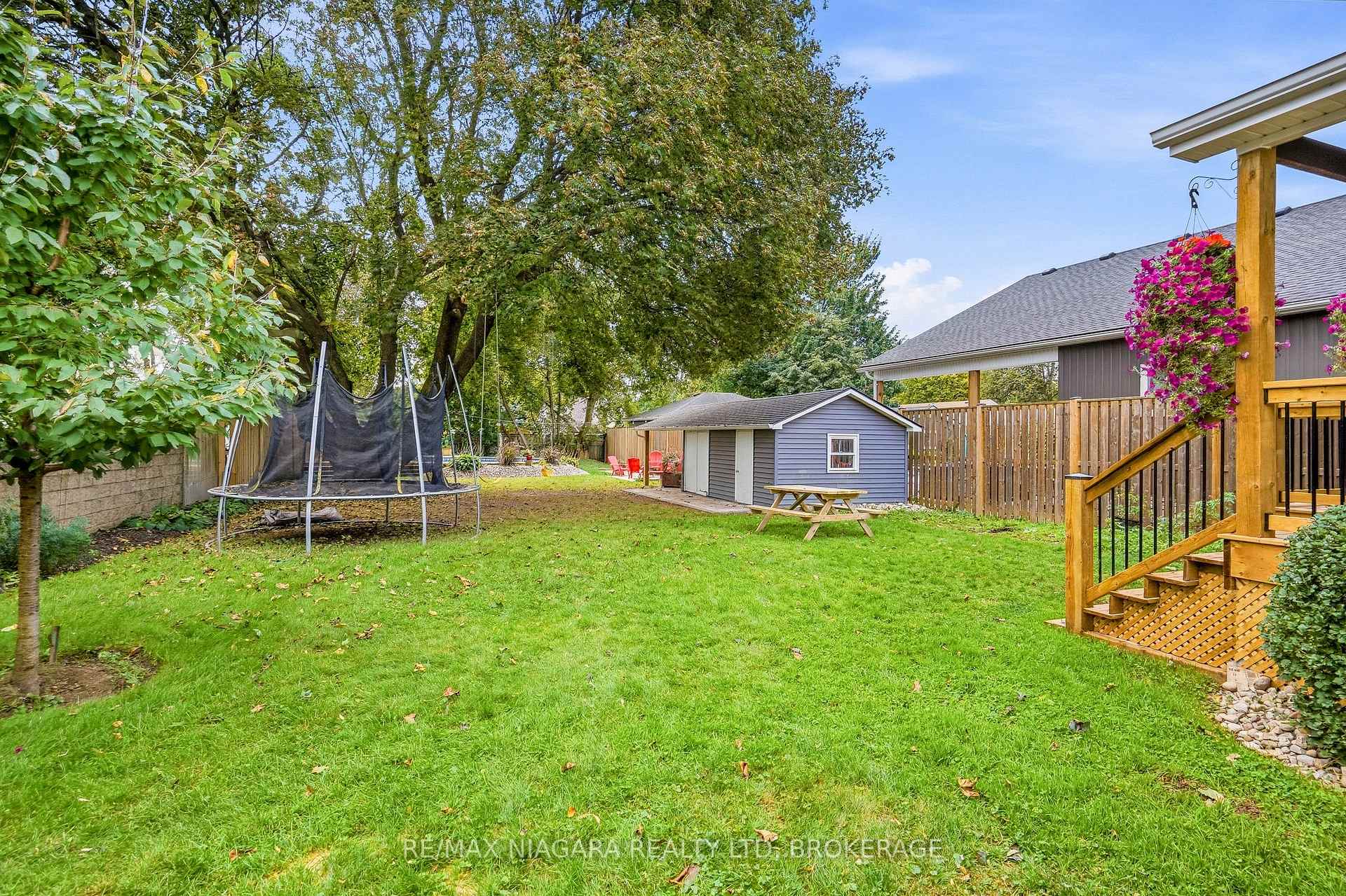 Photo 38 of 6470 Gore Street, Niagara Falls, Stamford — HOMEH