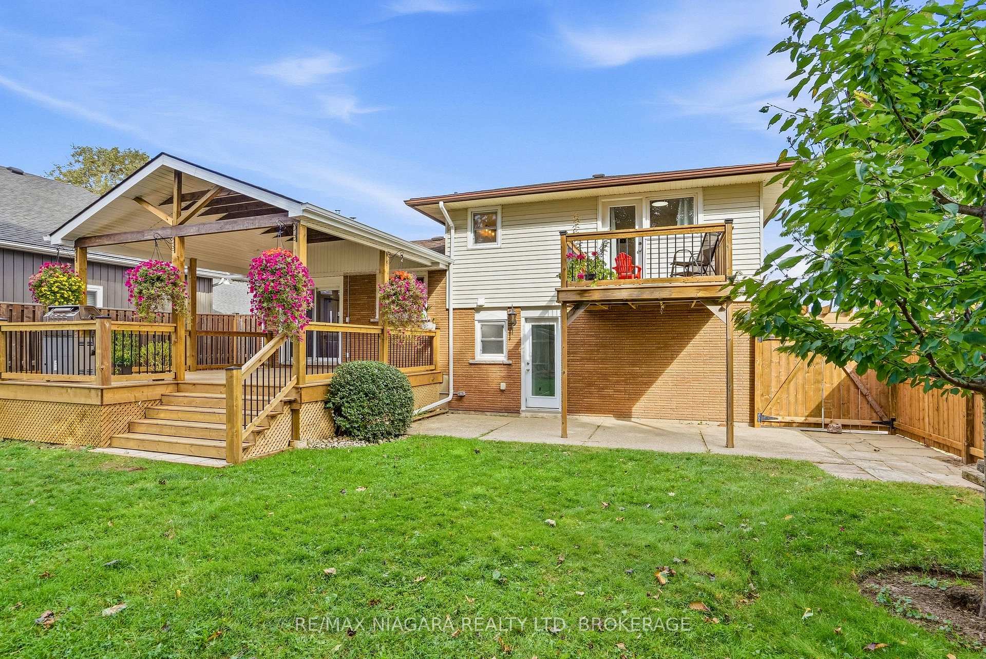 Photo 39 of 6470 Gore Street, Niagara Falls, Stamford — HOMEH