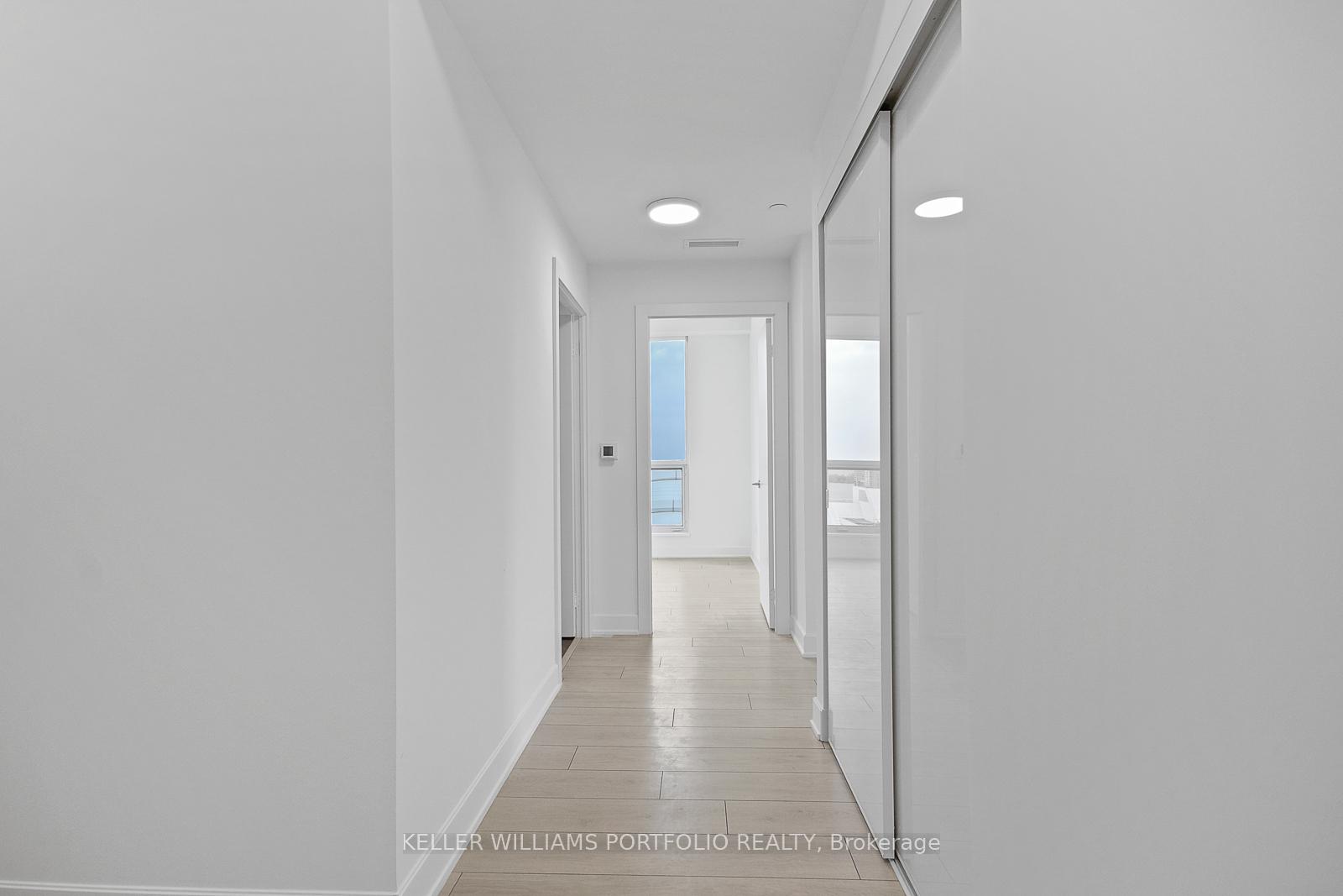 Photo 5 of Unit 2610, 35 Mercer Street, Toronto, Waterfront Communities — HOMEH