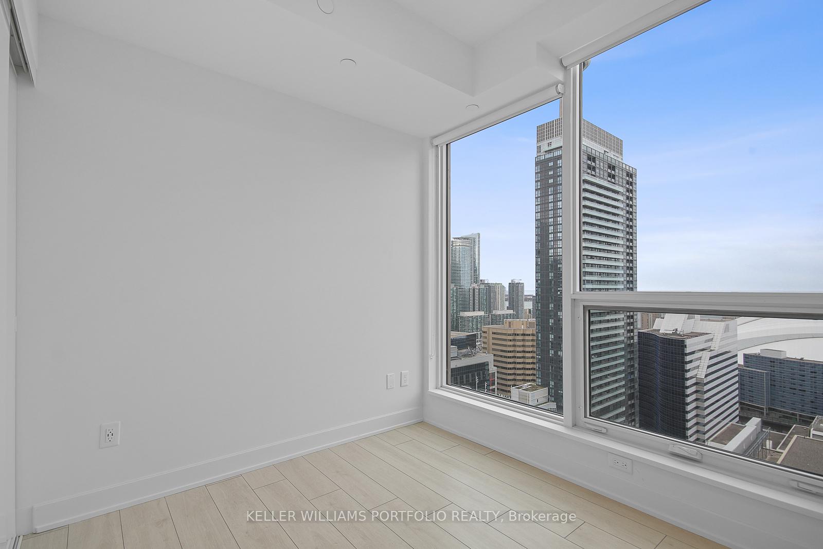 Photo 8 of Unit 2610, 35 Mercer Street, Toronto, Waterfront Communities — HOMEH
