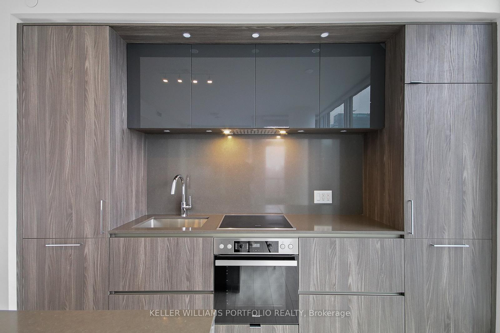 Photo 12 of Unit 2610, 35 Mercer Street, Toronto, Waterfront Communities — HOMEH