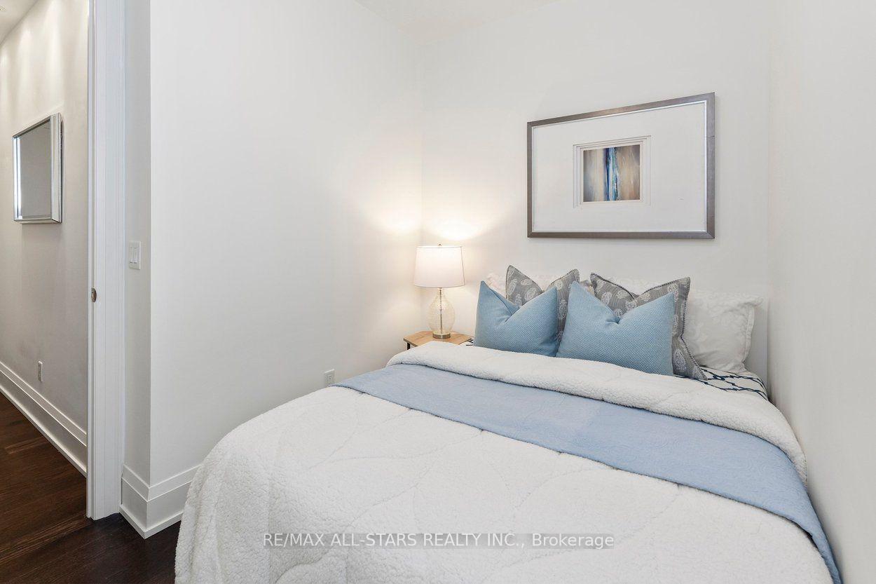 Photo 31 of Unit 219, 20 Fred Varley Drive, Markham, Unionville — HOMEH