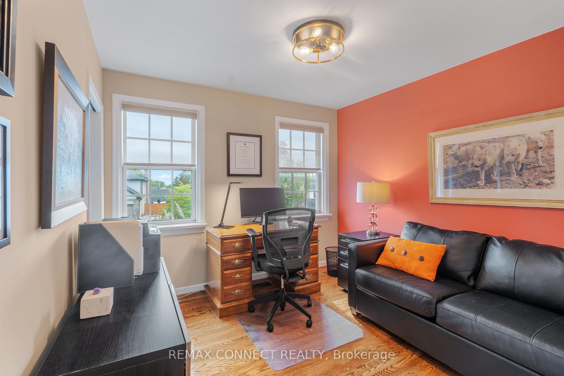 Photo 28 of 26 Averdon Crescent, North York, Parkwoods-Donalda — HOMEH