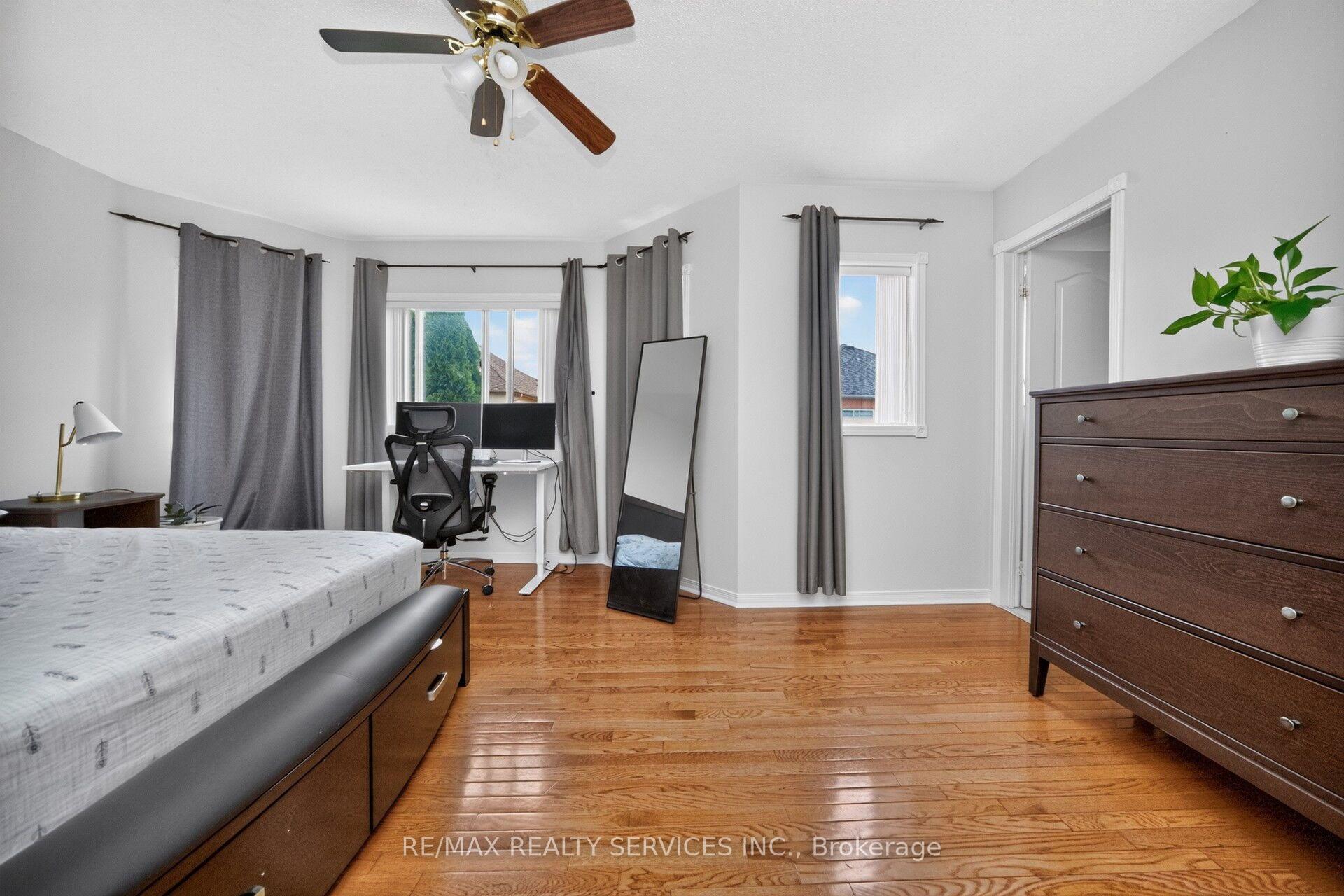 Photo 22 of 26 Peachleaf Crescent S, Brampton, Fletcher's Meadow — HOMEH