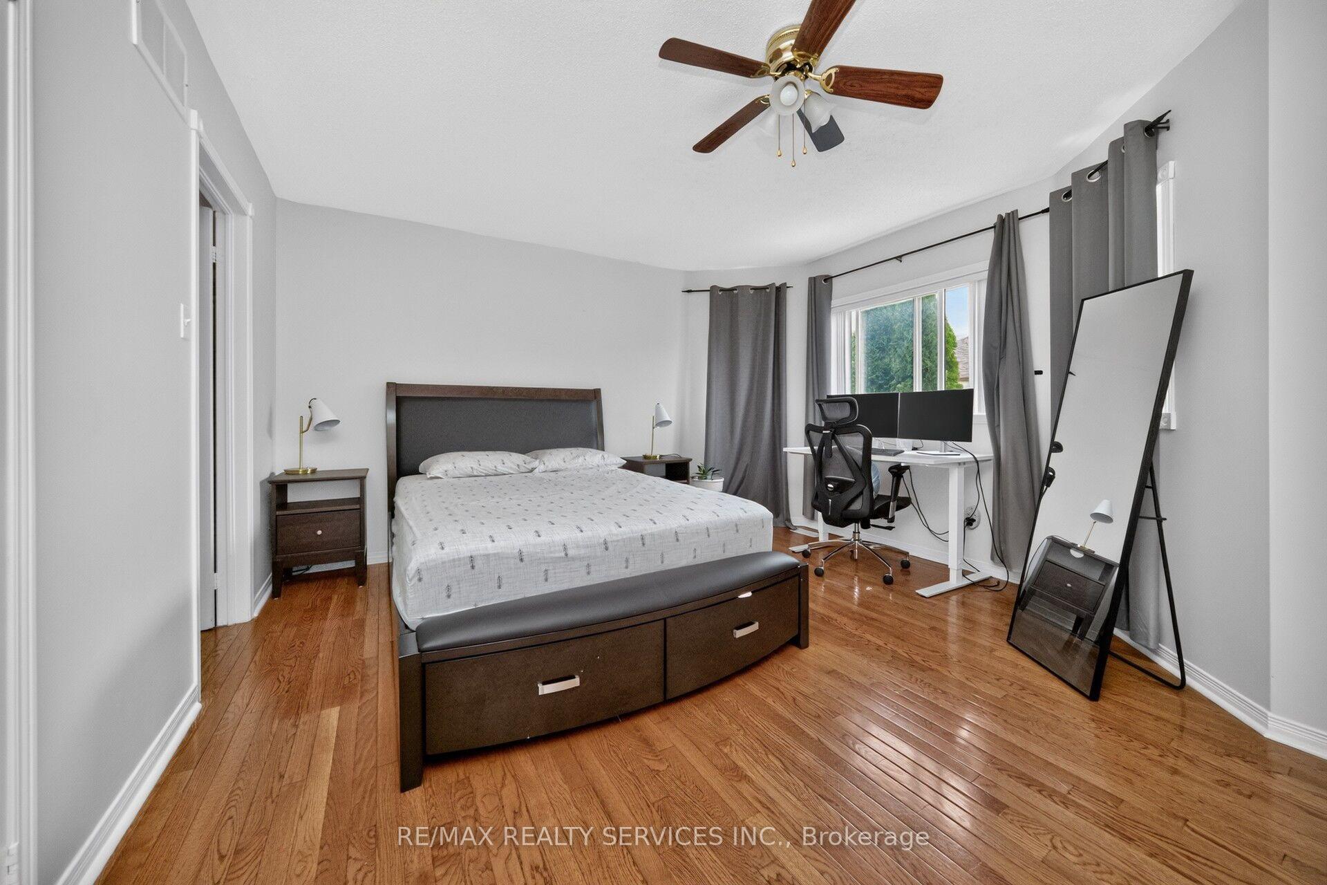 Photo 23 of 26 Peachleaf Crescent S, Brampton, Fletcher's Meadow — HOMEH