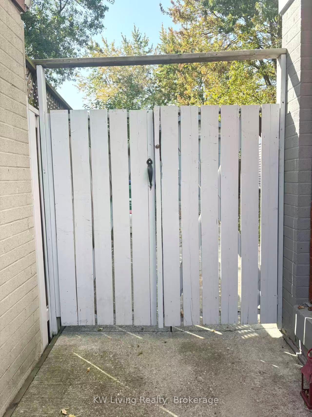 Photo 1 of Unit Basement, 18 Jensen Square, Brampton, Northgate — HOMEH