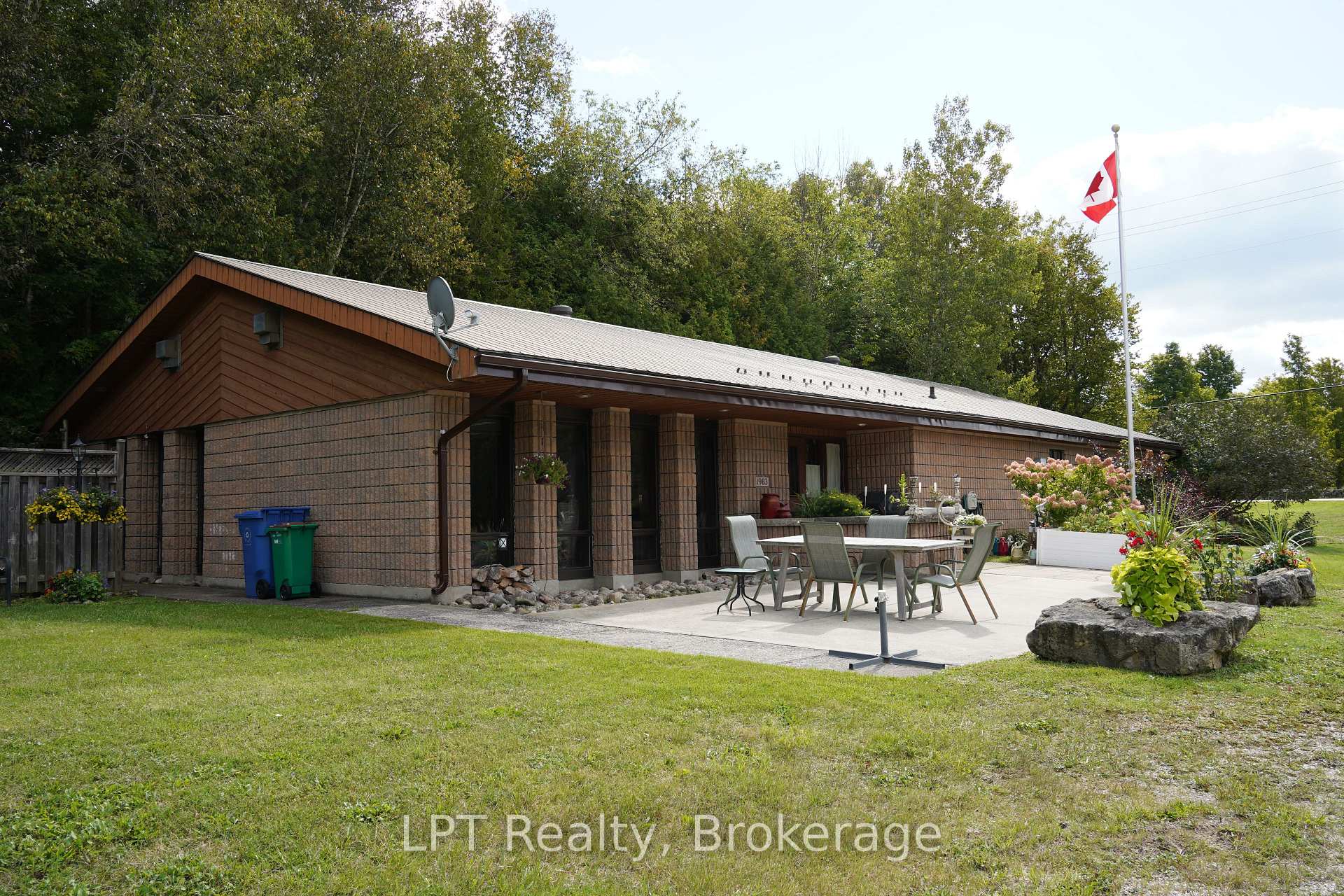Photo of 401297 Grey Road 17