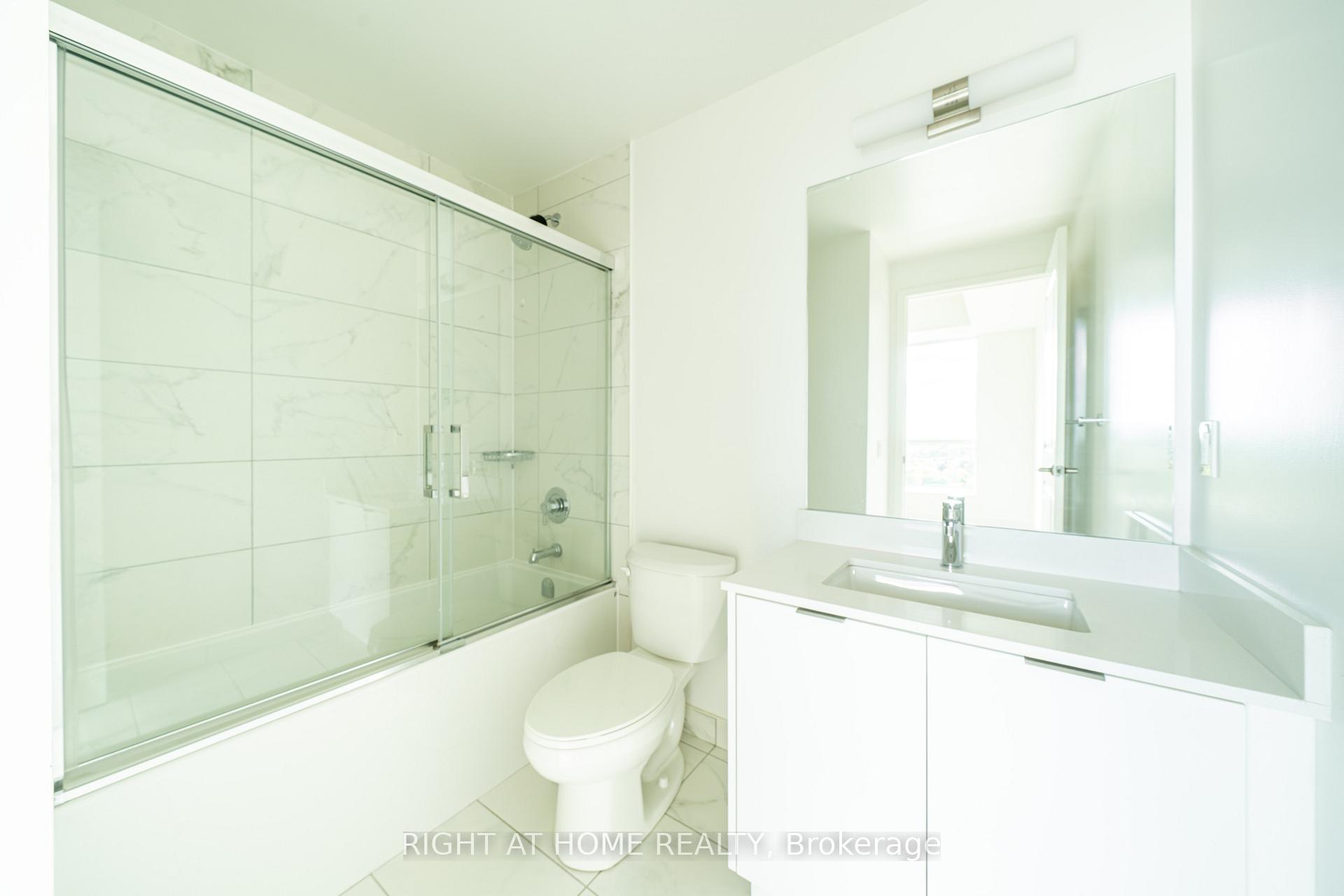 Photo 29 of Unit 1310, 204 Burnhamthorpe Road E, Mississauga, City Centre — HOMEH