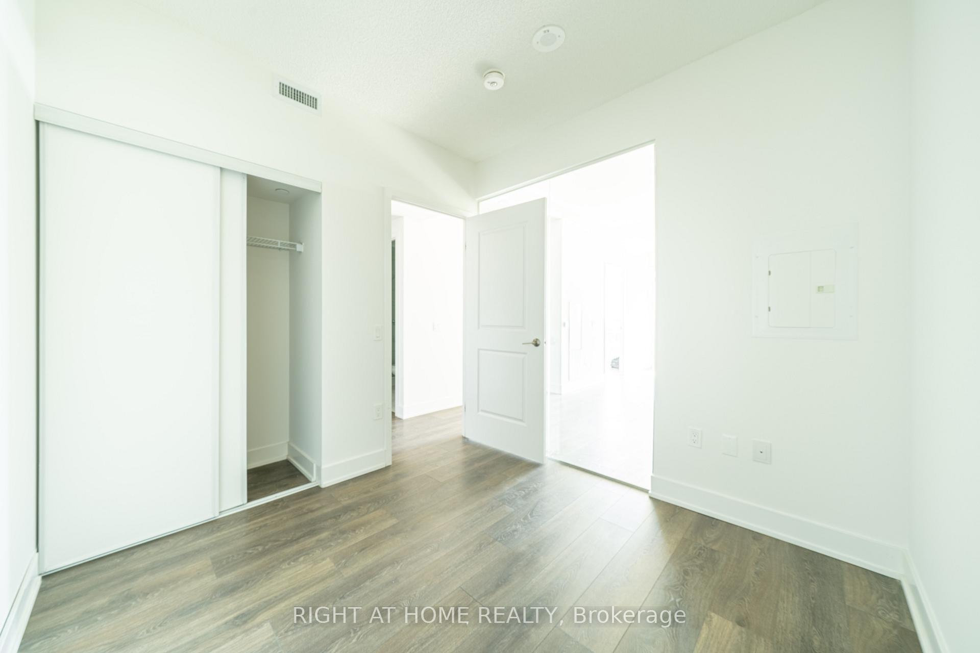 Photo 31 of Unit 1310, 204 Burnhamthorpe Road E, Mississauga, City Centre — HOMEH