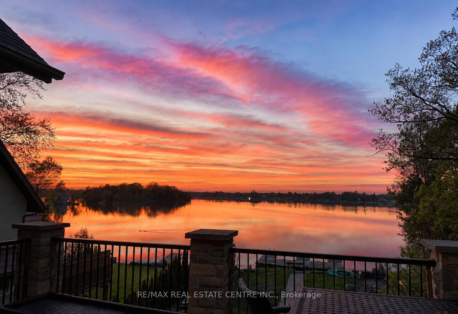 Photo 37 of 16 Clergy Lane, Puslinch, Puslinch Lake Settlement Areas — HOMEH