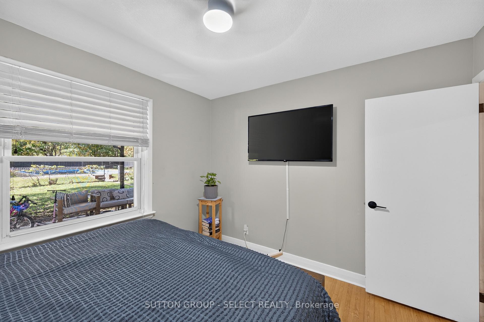 Photo 17 of 305 Stephen Street, London, South B — HOMEH