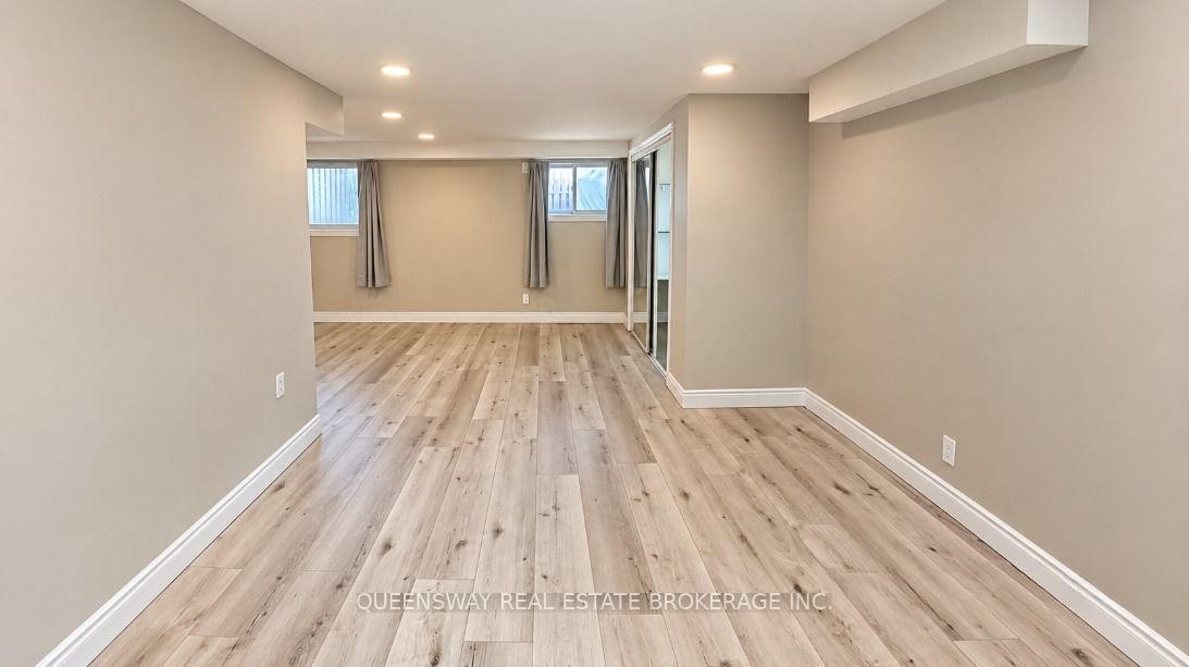 Photo 10 of 147 Bonham Boulevard, Mississauga, Streetsville — HOMEH