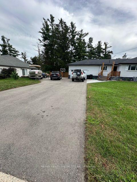 Photo 2 of Unit UPPER, 189 Little Avenue, Barrie, Allandale Heights — HOMEH