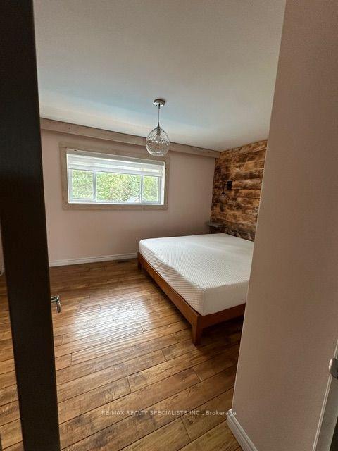 Photo 9 of Unit UPPER, 189 Little Avenue, Barrie, Allandale Heights — HOMEH