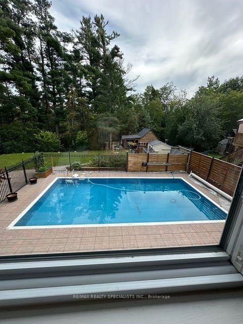 Photo 17 of Unit UPPER, 189 Little Avenue, Barrie, Allandale Heights — HOMEH