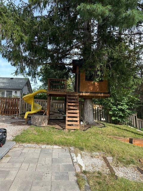 Photo 19 of Unit UPPER, 189 Little Avenue, Barrie, Allandale Heights — HOMEH