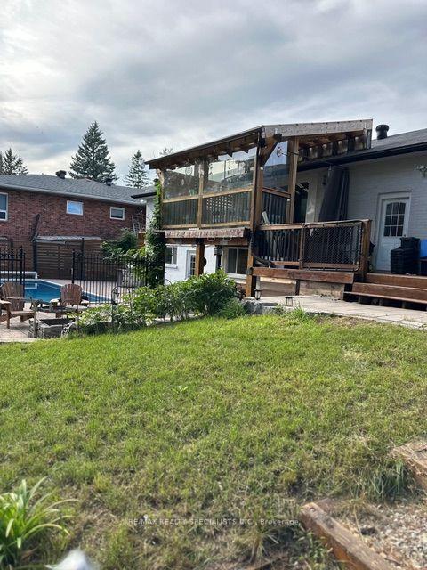 Photo 21 of Unit UPPER, 189 Little Avenue, Barrie, Allandale Heights — HOMEH