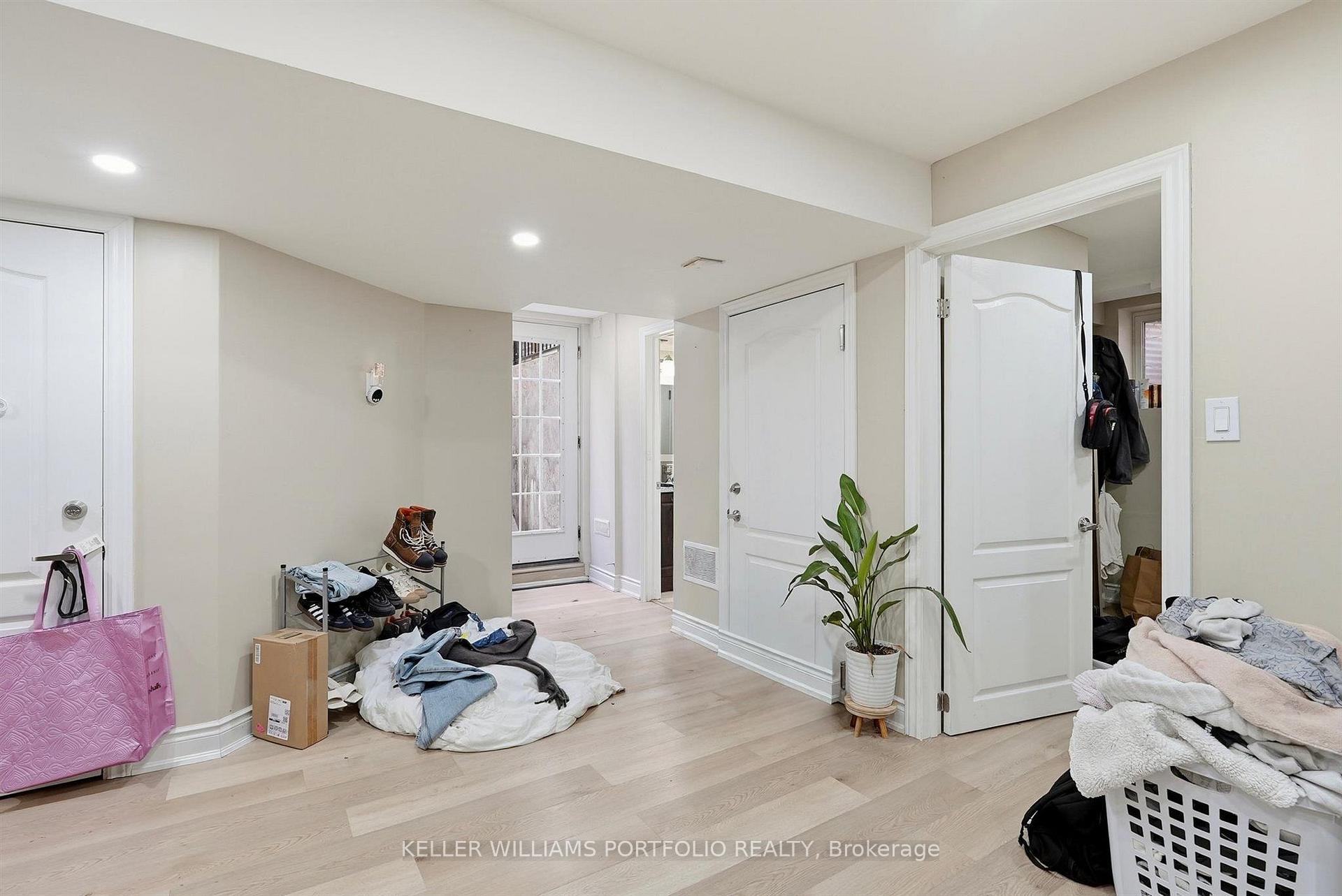 Photo 6 of Unit Bsmt, 3067 Ilomar Court, Mississauga, Meadowvale — HOMEH