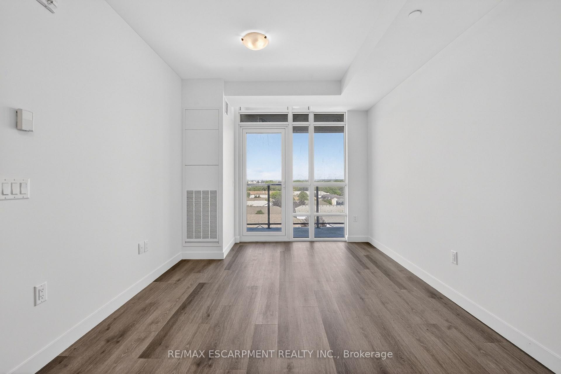 Photo 12 of Unit 703, 461 Green Road, Hamilton, Stoney Creek — HOMEH