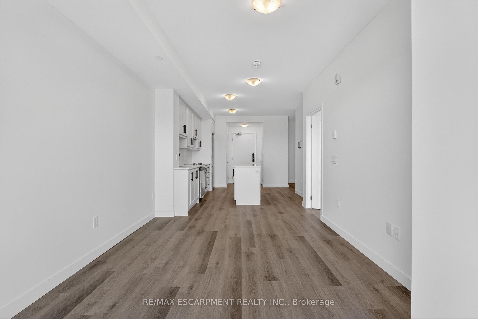 Photo 15 of Unit 703, 461 Green Road, Hamilton, Stoney Creek — HOMEH